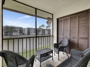 7618 Tahiti Lane 201, Lake Worth FL 33467
