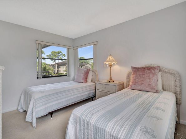 7618 Tahiti Lane 201, Lake Worth FL 33467