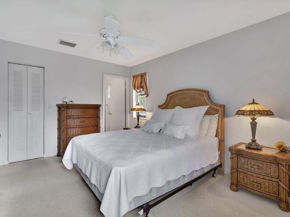 7618 Tahiti Lane 201, Lake Worth FL 33467