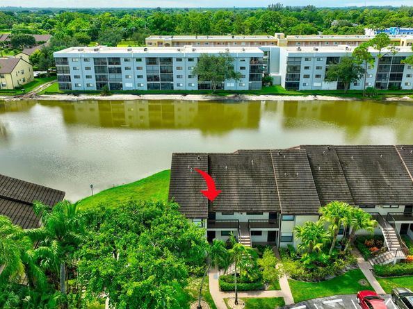 7618 Tahiti Lane 201, Lake Worth FL 33467