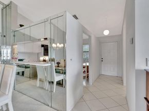 7618 Tahiti Lane 201, Lake Worth FL 33467