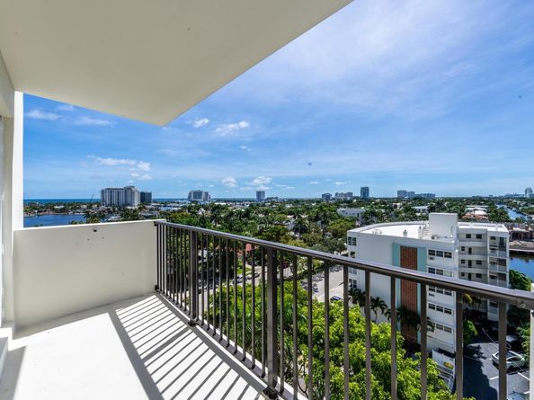 340 Sunset Dr 911, Fort Lauderdale FL 33301