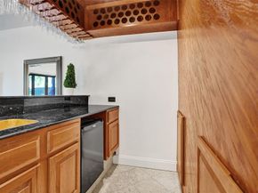 97 NE 17 Ct 97, Fort Lauderdale FL 33305