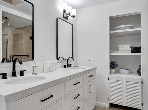 97 NE 17 Ct 97, Fort Lauderdale FL 33305