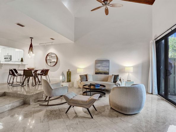 97 NE 17 Ct 97, Fort Lauderdale FL 33305