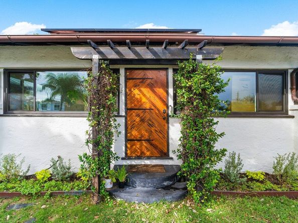 707 Talladega Street, West Palm Beach FL 33405