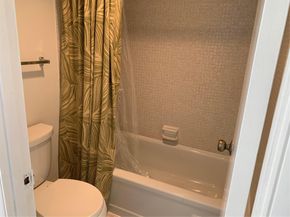 1239 Hillsboro Mile 405, Hillsboro Beach FL 33062