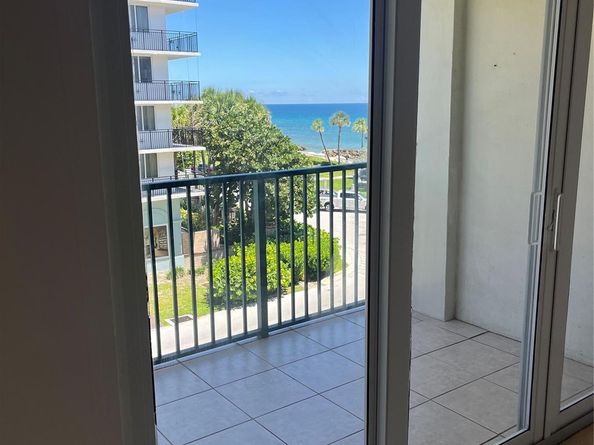 1239 Hillsboro Mile 405, Hillsboro Beach FL 33062