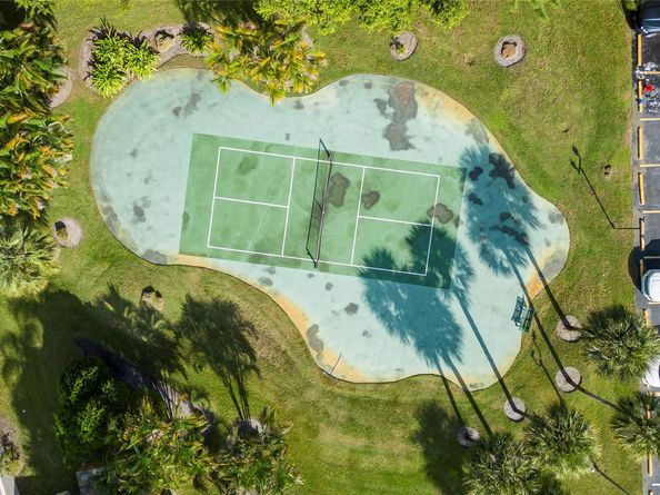 3930 Inverrary Blvd 702, Lauderhill FL 33319
