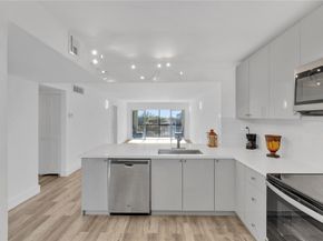 3930 Inverrary Blvd 702, Lauderhill FL 33319