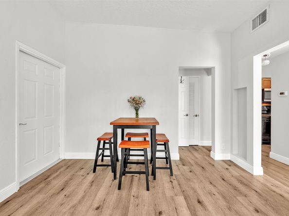 805 NE 17th Ave 4, Fort Lauderdale FL 33304