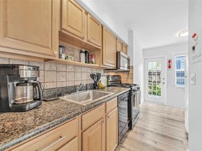 805 NE 17th Ave 4, Fort Lauderdale FL 33304
