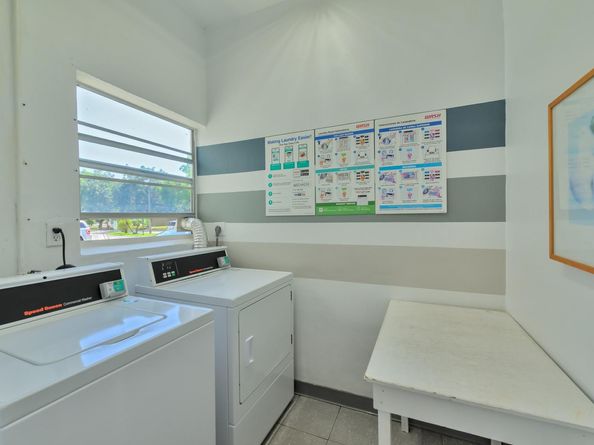 3506 NW 49th Ave 416, Lauderdale Lakes FL 33319