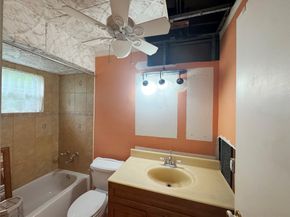 3506 NW 49th Ave 416, Lauderdale Lakes FL 33319