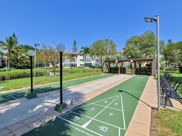 3506 NW 49th Ave 416, Lauderdale Lakes FL 33319