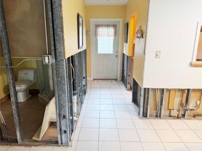 3506 NW 49th Ave 416, Lauderdale Lakes FL 33319