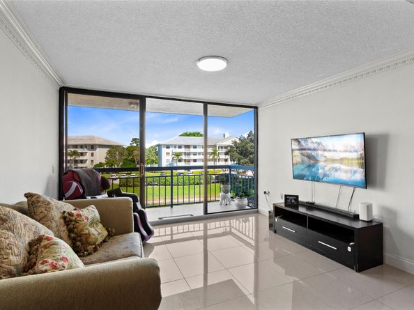 6217 Balboa Cir 304, Boca Raton FL 33433