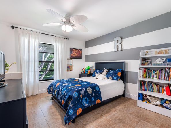 9930 Pineapple Tree Drive 202, Boynton Beach FL 33436