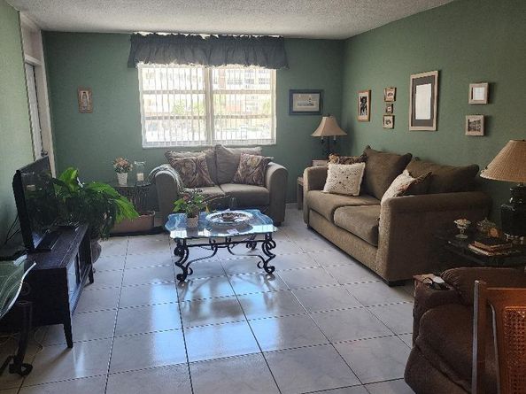 1849 S Ocean Dr 203, Hallandale Beach FL 33009
