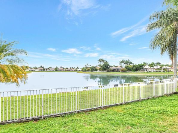 12364 Clearfalls Drive, Boca Raton FL 33428