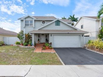 961 SW 98th Ave