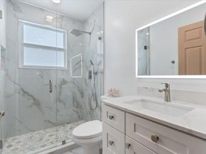 961 SW 98th Ave, Pembroke Pines FL 33025