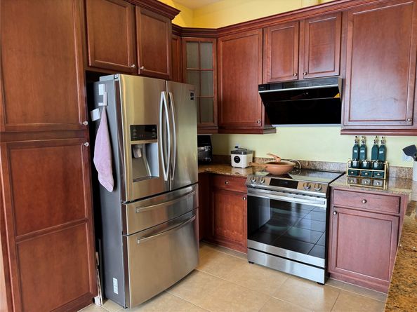 3730 NW 84th Way, Pembroke Pines FL 33024