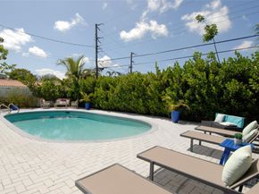 21 NE 57th Ct, Fort Lauderdale FL 33334