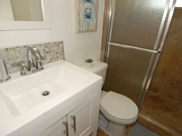 21 NE 57th Ct, Fort Lauderdale FL 33334