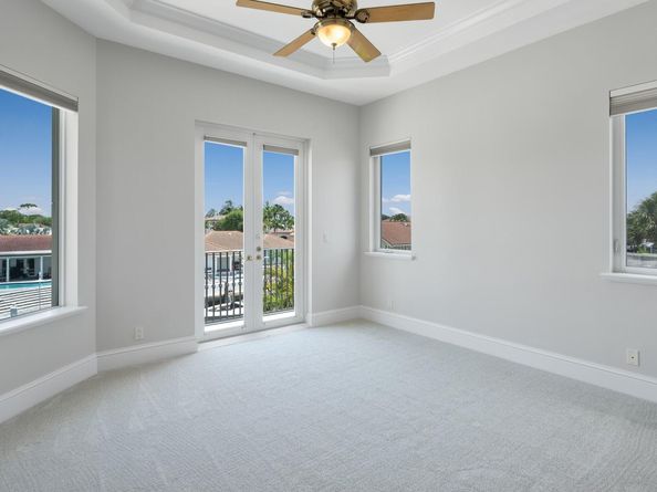 501 Golden Harbour Dr, Boca Raton FL 33432