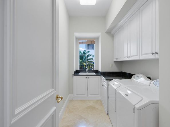 501 Golden Harbour Dr, Boca Raton FL 33432