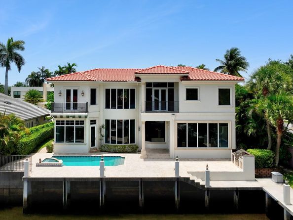 501 Golden Harbour Dr, Boca Raton FL 33432