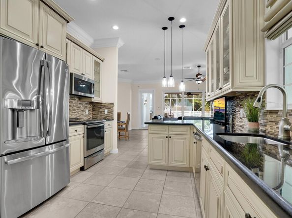 119 Bellefontaine Lane, Jupiter FL 33458