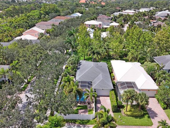 119 Bellefontaine Lane, Jupiter FL 33458