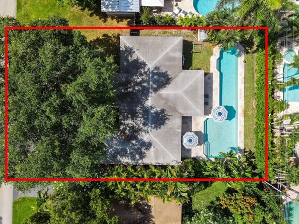 4311 NE 16th Avenue, Oakland Park FL 33334