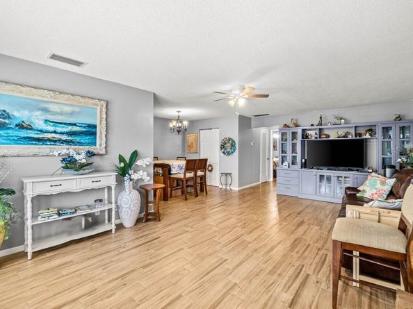 7376 W Oakridge Circle C, Lake Worth FL 33462