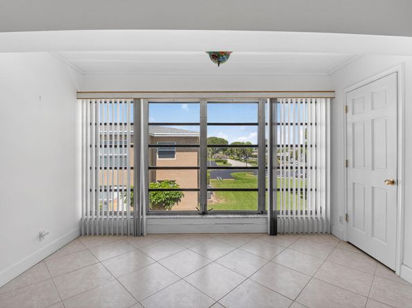 1111 Lemon Tree Terrace 204, Delray Beach FL 33445