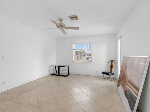 1111 Lemon Tree Terrace 204, Delray Beach FL 33445