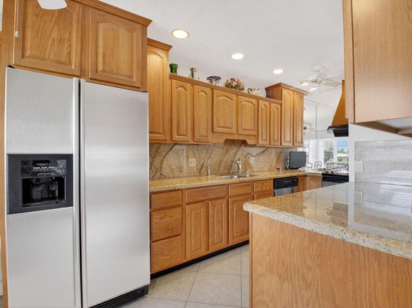 1111 Lemon Tree Terrace 204, Delray Beach FL 33445