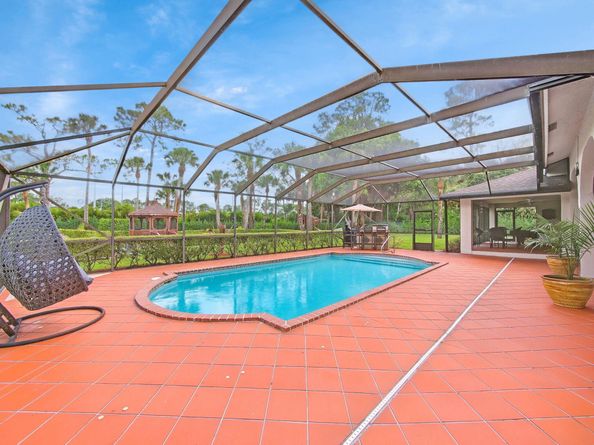 8659 Thousand Pines Circle, West Palm Beach FL 33411