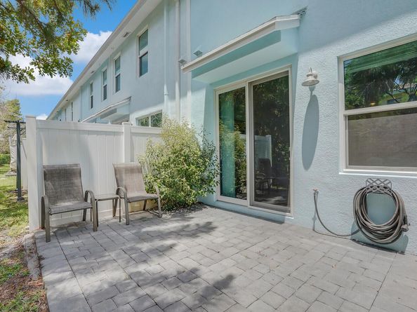 6332 Sailpointe Lane, West Palm Beach FL 33413