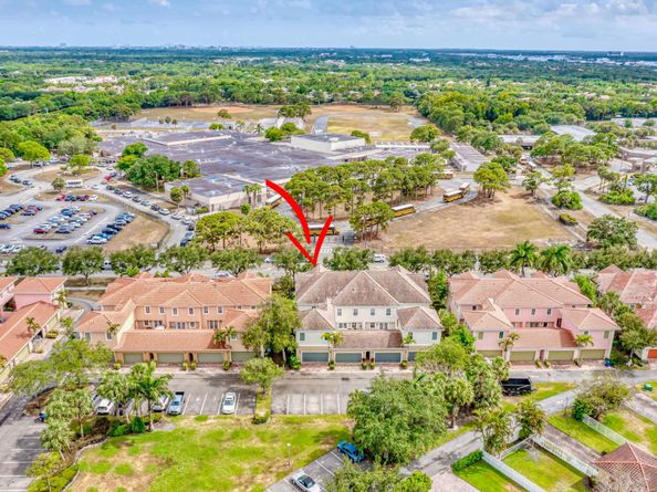 575 Dakota Drive, Jupiter FL 33458