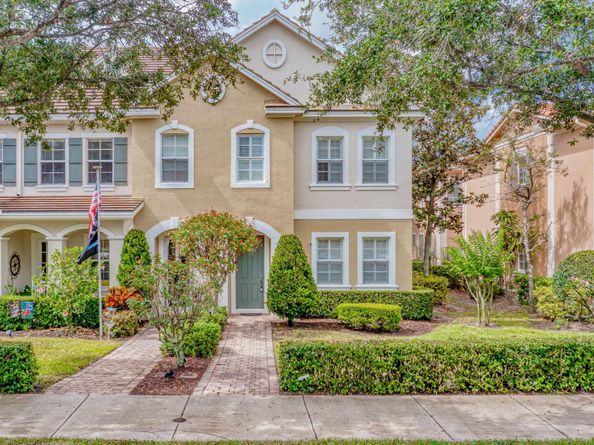 575 Dakota Drive, Jupiter FL 33458