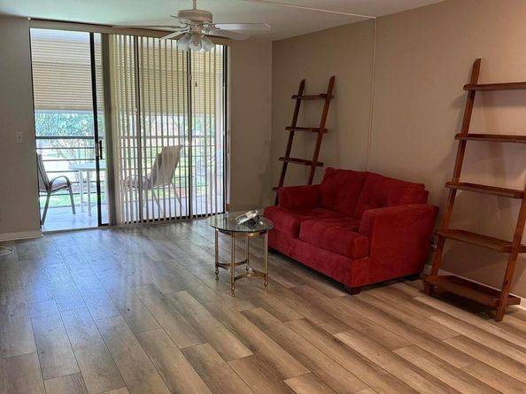 4760 Lucerne Lakes Boulevard 206, Lake Worth FL 33467