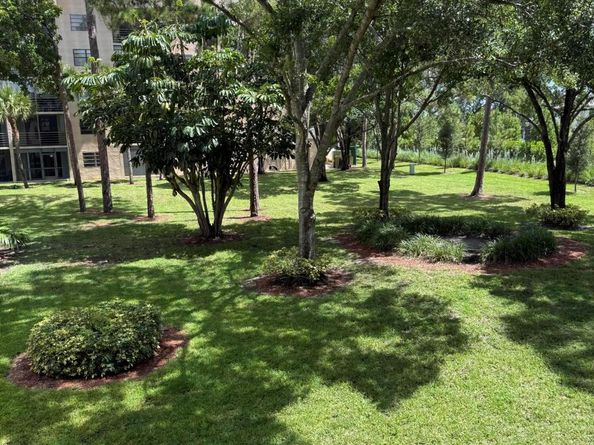 4760 Lucerne Lakes Boulevard 206, Lake Worth FL 33467