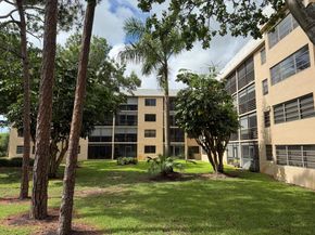 4760 Lucerne Lakes Boulevard 206, Lake Worth FL 33467