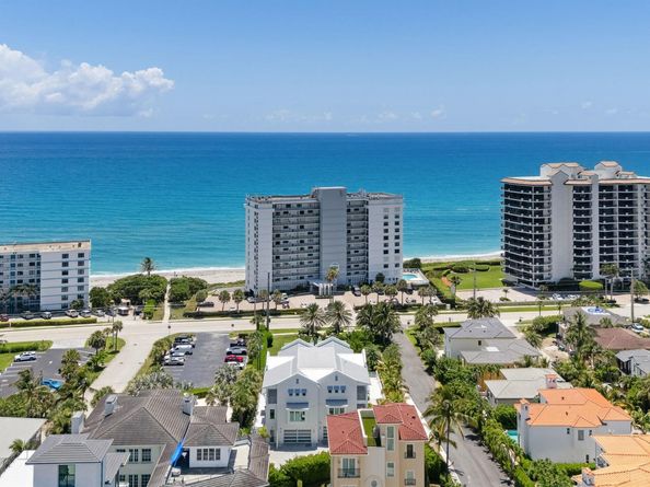 461 Venus Drive 1, Juno Beach FL 33408