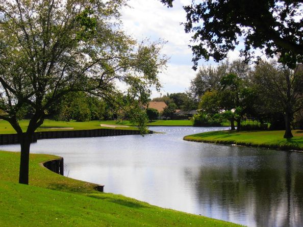 9230 Lagoon Pl 406, Davie FL 33324