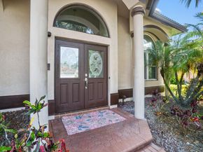 19923 Dinner Key Dr, Boca Raton FL 33498