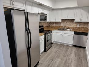 2100 Diana Dr 310, Hallandale Beach FL 33009